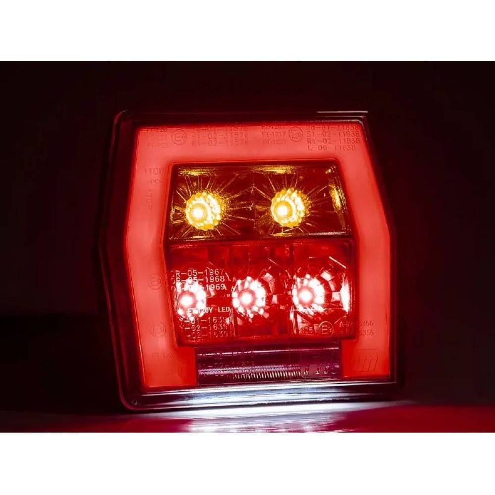 Lampa spate 99,6x93, 4 functii, iluminare numar, LED Neon, FT-120T Fristom Lampa spate 99,6x93, 4 functii, iluminare numar, LED Neon, FT-120T Fristom