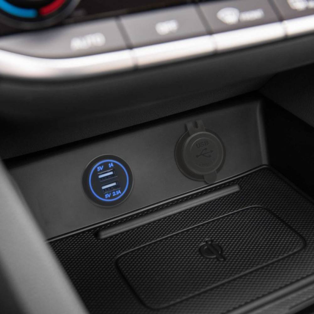 Priza cu 2 USB, 12/24V, rotunda, lumina albastra, 42558 CarCo