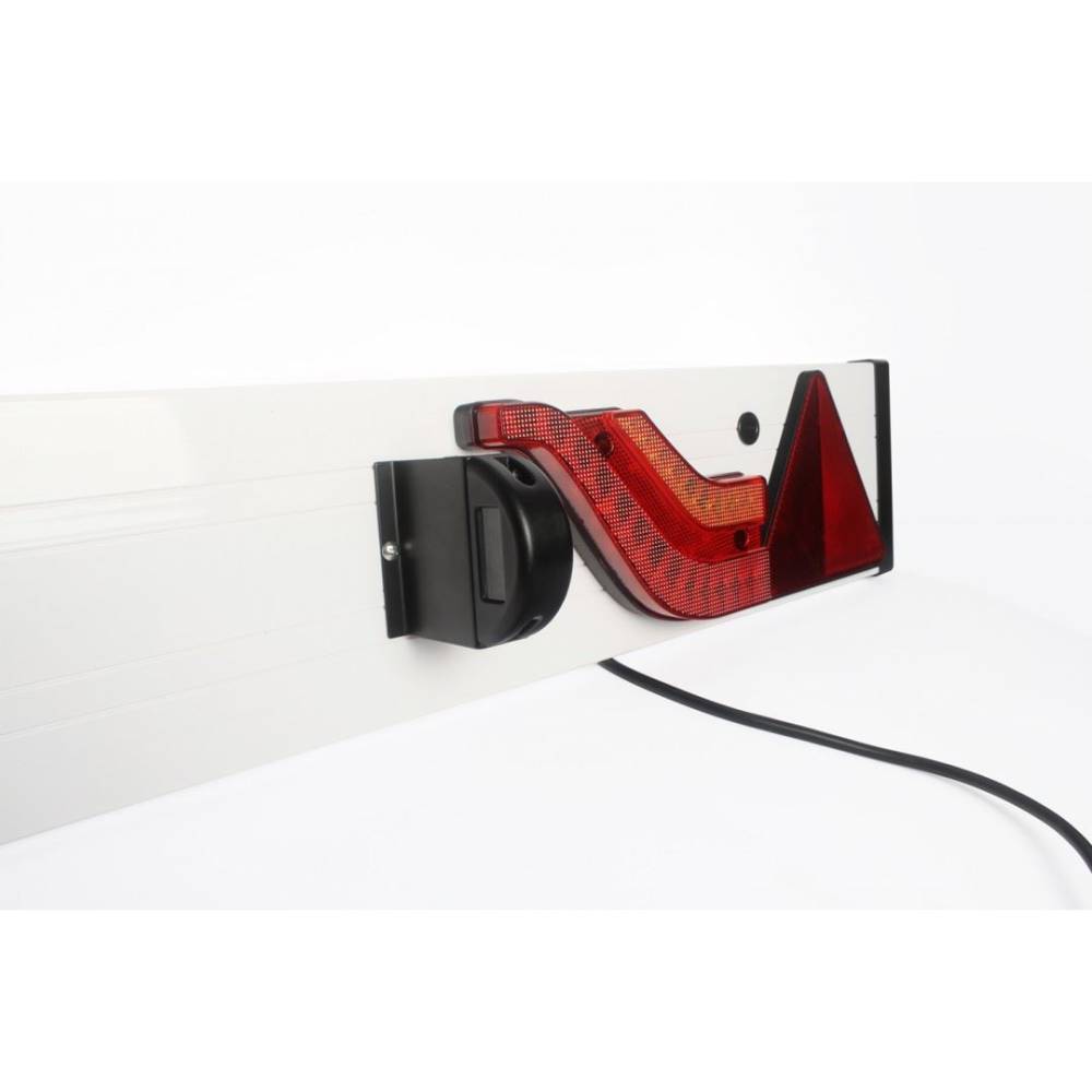 Lampa stop 178x118, 3 functii LED, cu semnalizare dinamica, dreapta, Wing L1952 Truckled Lampa stop 178x118, 3 functii LED, cu semnalizare dinamica, dreapta, Wing L1952 Truckled