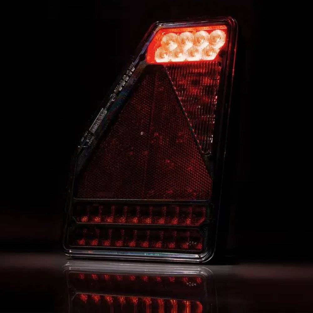 Lampa stop 146x210, 6 functii, mufa 6 pini, stanga, FT-277 L Bajonet 6 pini Fristom