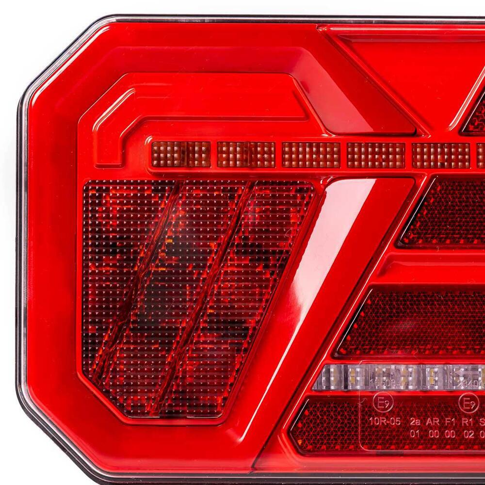 Lampa stop 305x140, LED, 6 functii, ceata, mers inapoi, semnalizare dinamica, dreapta, 02369 Amio