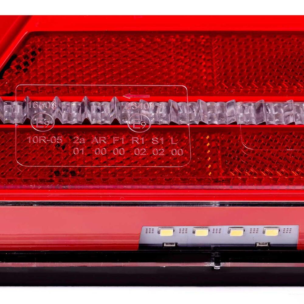 Lampa stop 305x140, LED, 6 functii, ceata, mers inapoi, semnalizare dinamica, dreapta, 02369 Amio