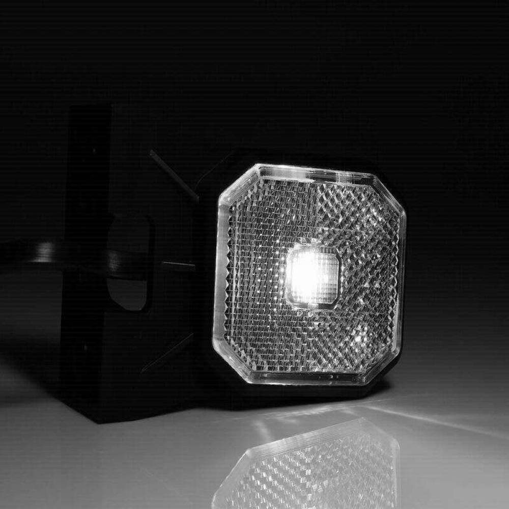 Lampa gabarit 63 x 63 cu Led, cu suport lateral, alba FT-069 B1 Fristom Lampa gabarit 63 x 63 cu Led, cu suport lateral, alba FT-069 B1 Fristom