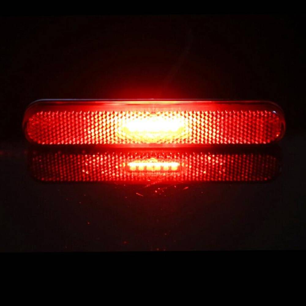 Lampa gabarit 135x23, LED, rosie, 12-36V, autoadeziva, cu catadioptru, FT-065 C TAPE Fristom Lampa gabarit 135x23, LED, rosie, 12-36V, autoadeziva, cu catadioptru, FT-065 C TAPE Fristom