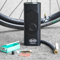 Compresor aer portabil, fara fir, 10bar, 12V, 120W, cu baterie externa de 6000mAh si lanterna, 235.20 Heyner Compresor aer portabil, fara fir, 10bar, 12V, 120W, cu baterie externa de 6000mAh si lanterna, 235.20 Heyner