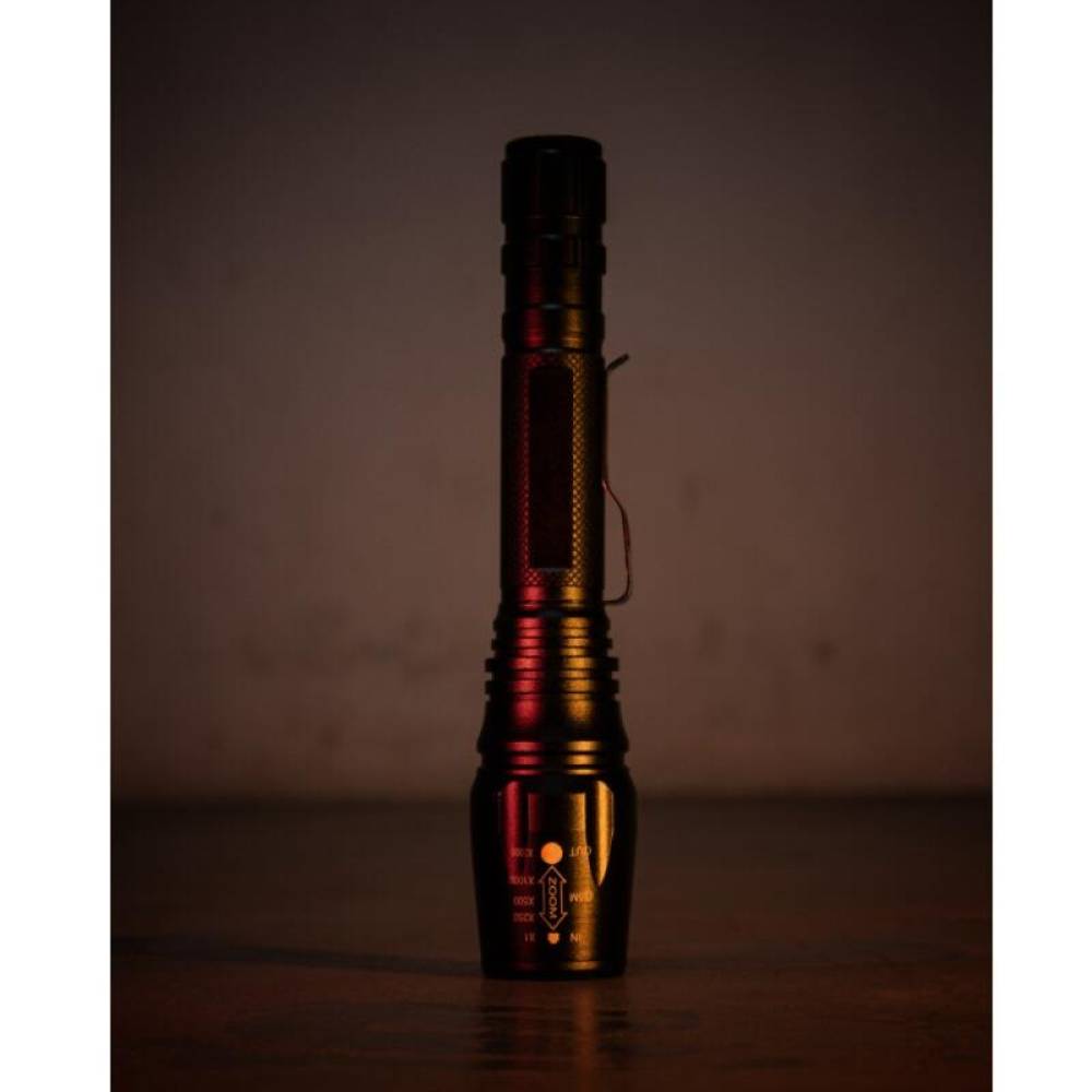 Lanterna tactica LED, 10w, 300lm, 2 acumulatori si incarcator 5v, 1200mAh, aluminiu, zoom, 6 functii, 20cm,  XML T6, LA0202