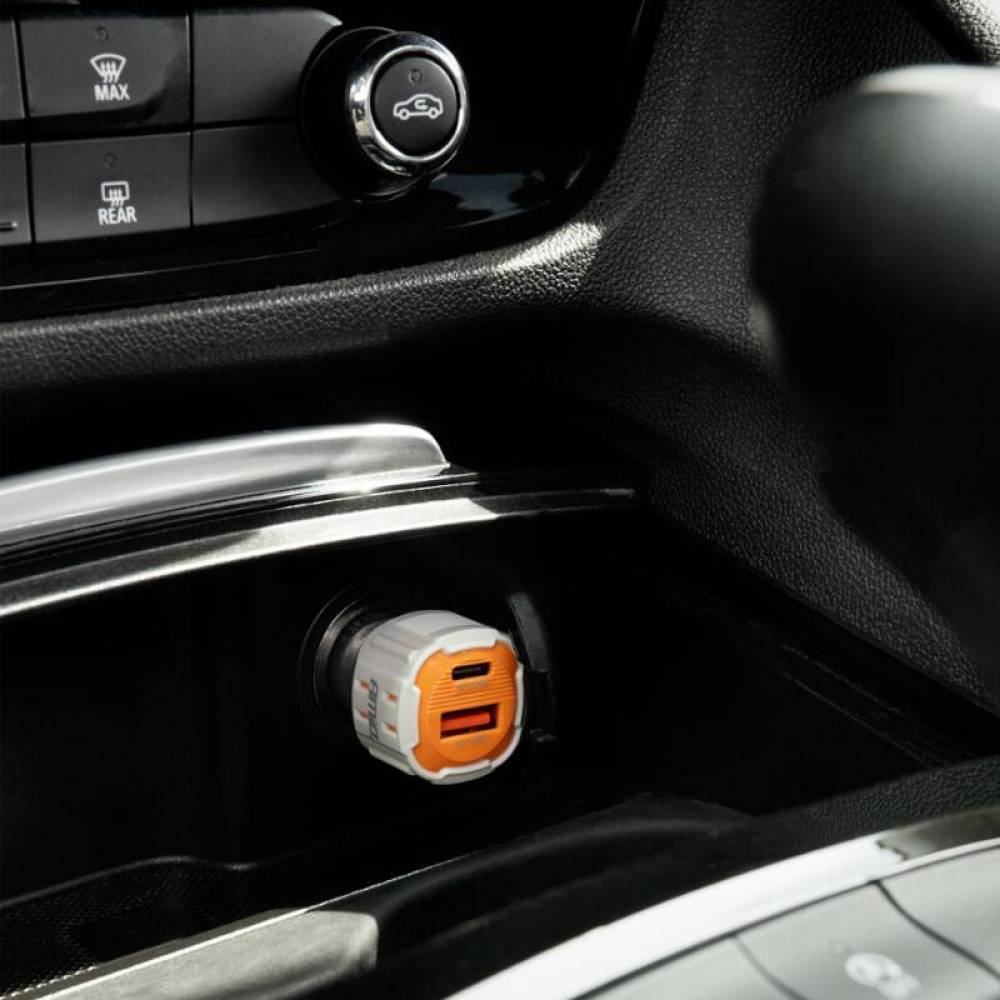 Incarcator auto 2xUSB, 12-24V, USB-A si USB-C, 38W, alb-portocaliu, 03883 Amio Incarcator auto 2xUSB, 12-24V, USB-A si USB-C, 38W, alb-portocaliu, 03883 Amio