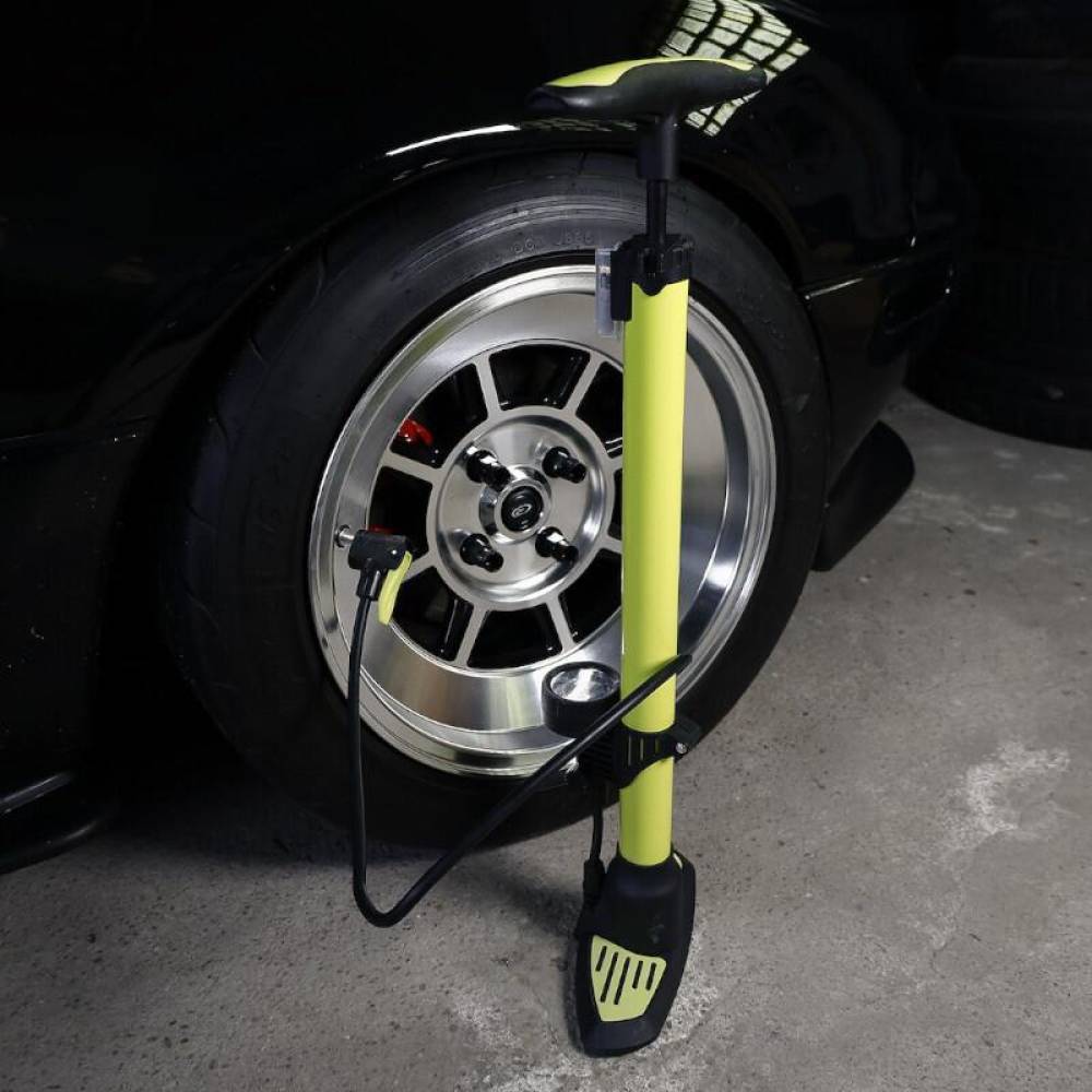 Pompa aer mana cu manometru, 160PSI-11BAR, cilindrica, cu trepied si adaptori, 83507 Carmotion Pompa aer mana cu manometru, 160PSI-11BAR, cilindrica, cu trepied si adaptori, 83507 Carmotion