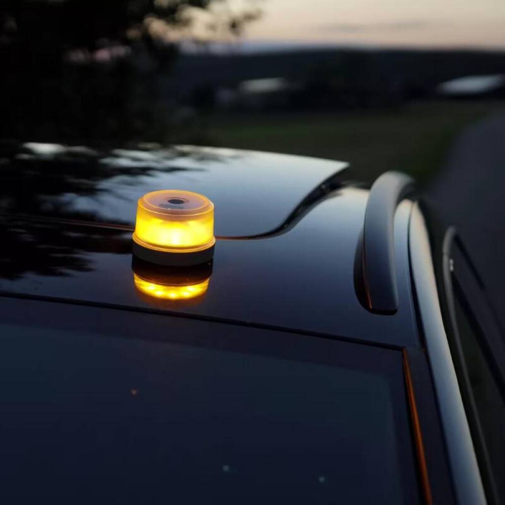 Girofar wireless Led, galben, Road Flare Signal V16, baterii 9V, baza magnetica, amax OSRAM LedSL102 Girofar wireless Led, galben, Road Flare Signal V16, baterii 9V, baza magnetica, amax OSRAM LedSL102