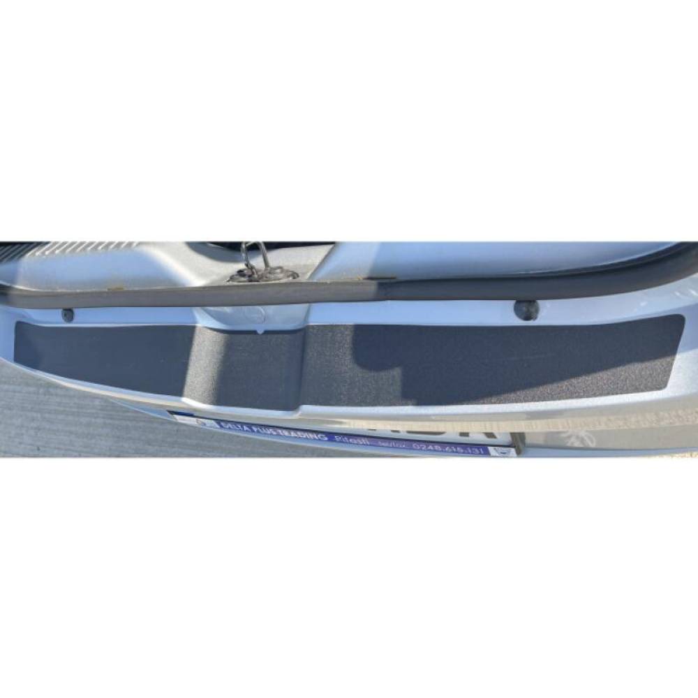 Autocolant protectie portbagaj Logan 3, negru mat, texturat \art QITL3-03