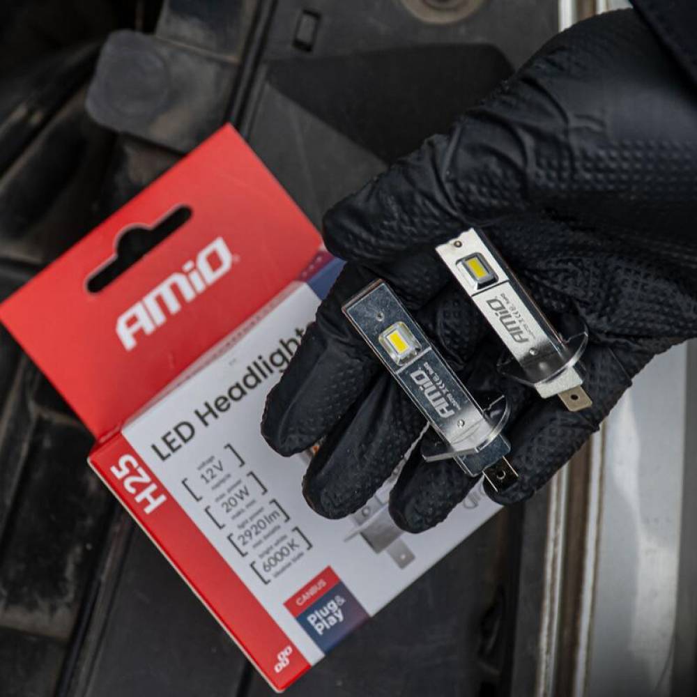 Set 2 becuri H1, 2 Led-uri, 12V, 20W, 2920 lm, 6000K, Canbus, Amio 04709 Set 2 becuri H1, 2 Led-uri, 12V, 20W, 2920 lm, 6000K, Canbus, Amio 04709