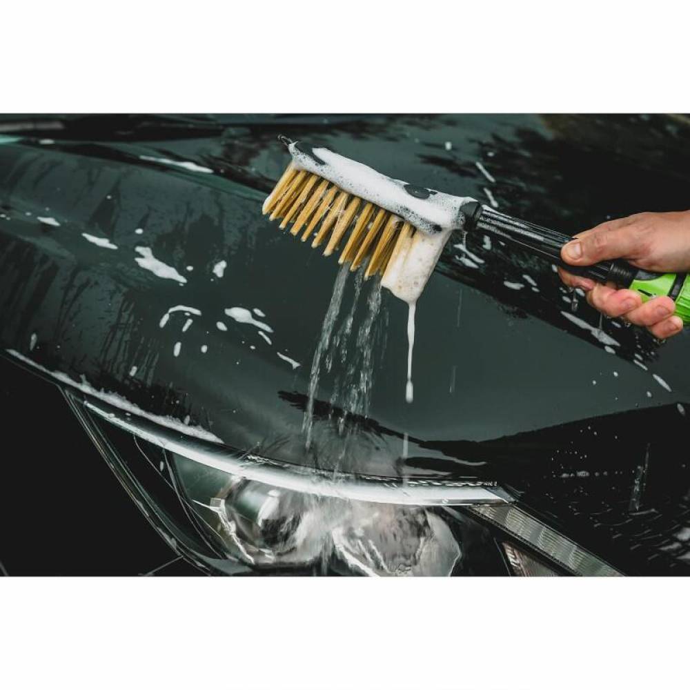 Perie spalat auto, 33cm, cu conexiune la furtun apa, imitatie par natural, 86131 Carmotion Perie spalat auto, 33cm, cu conexiune la furtun apa, imitatie par natural, 86131 Carmotion
