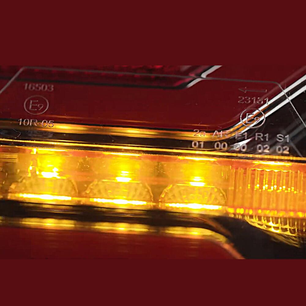 Lampa stop 350x131, 6 functii, ceata, mers inapoi si semnalizare dinamica, dreapta, L1950 TruckLed
